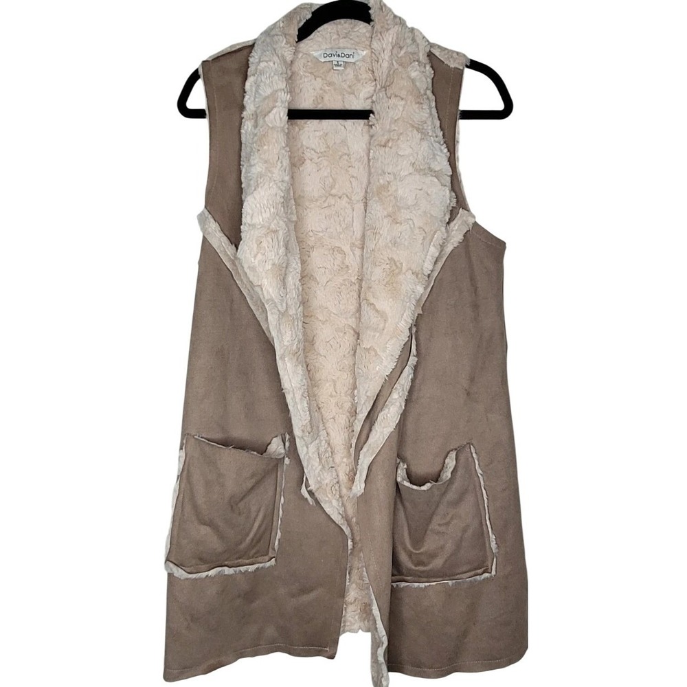 Davi & Dani Women's Faux Fur Open Front Western Vest Patch Pockets Beige S